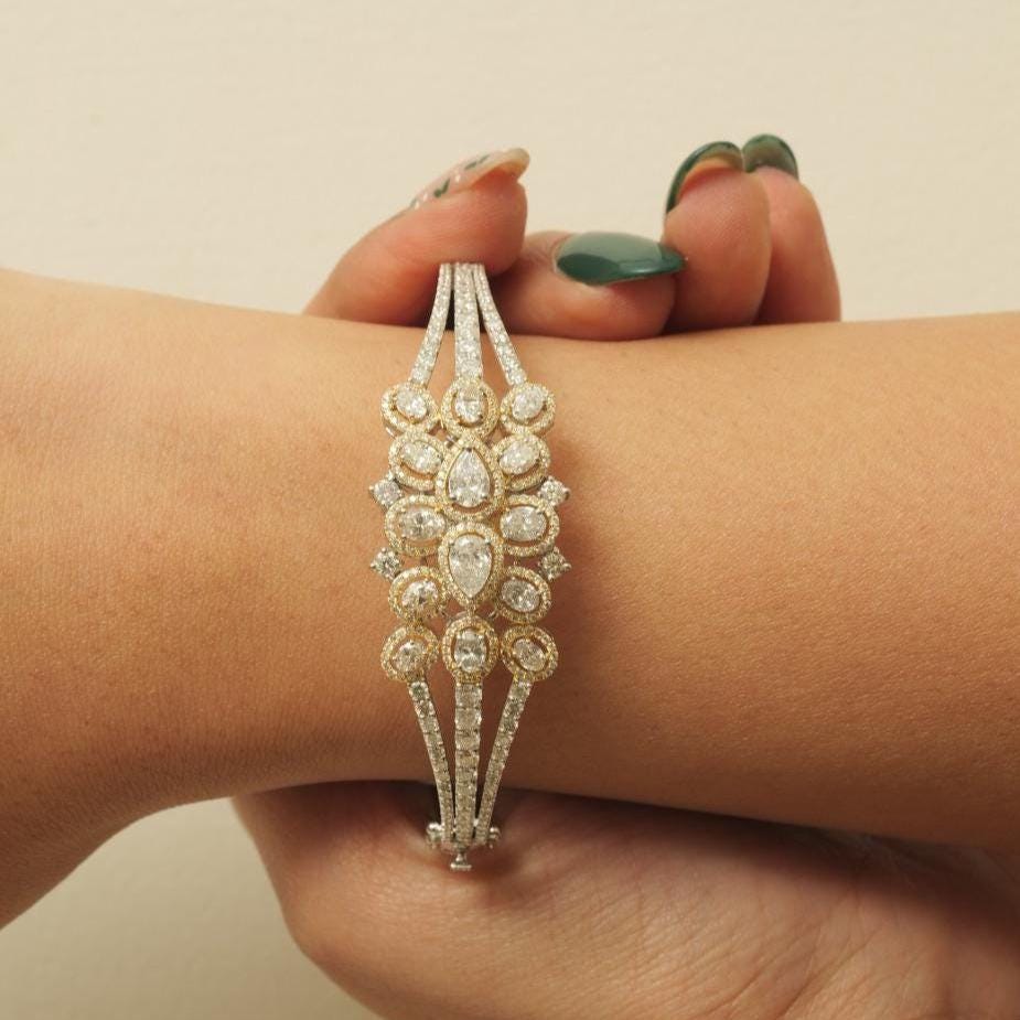 Floral Cluster Natural Diamond Bold Bracelet