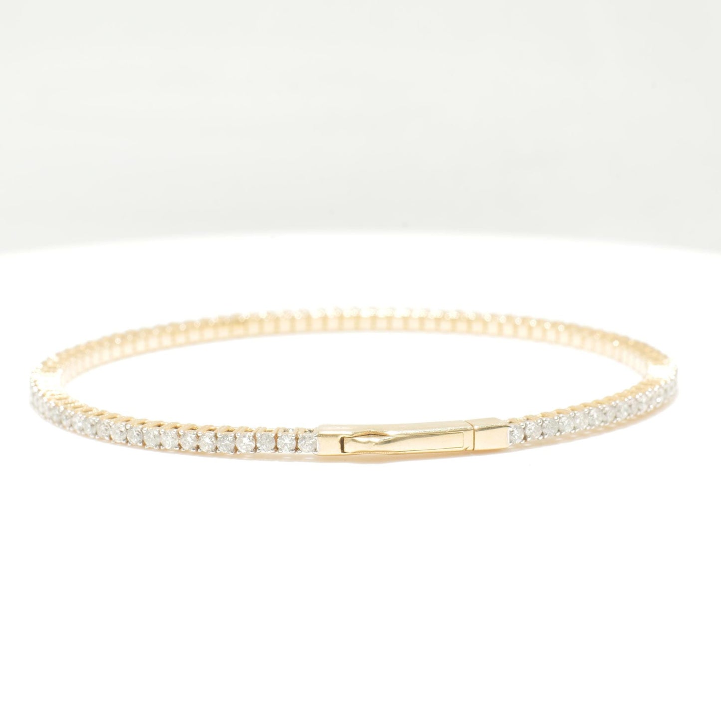 Single Row Sleek Natural Diamond Bangle Bracelet
