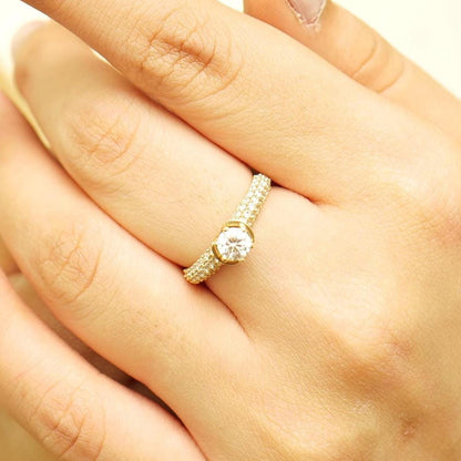 Solitaire Engagement Diamond Ring
