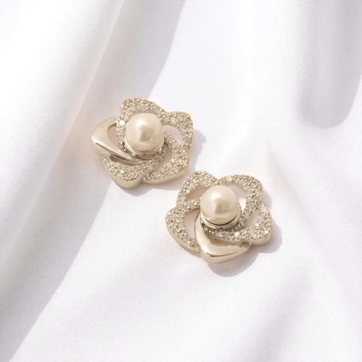 Floral Pearl Diamond Earrings