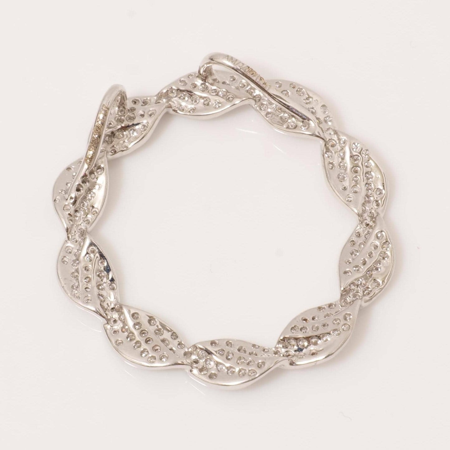 Twist Circle Natural Diamond Pendant