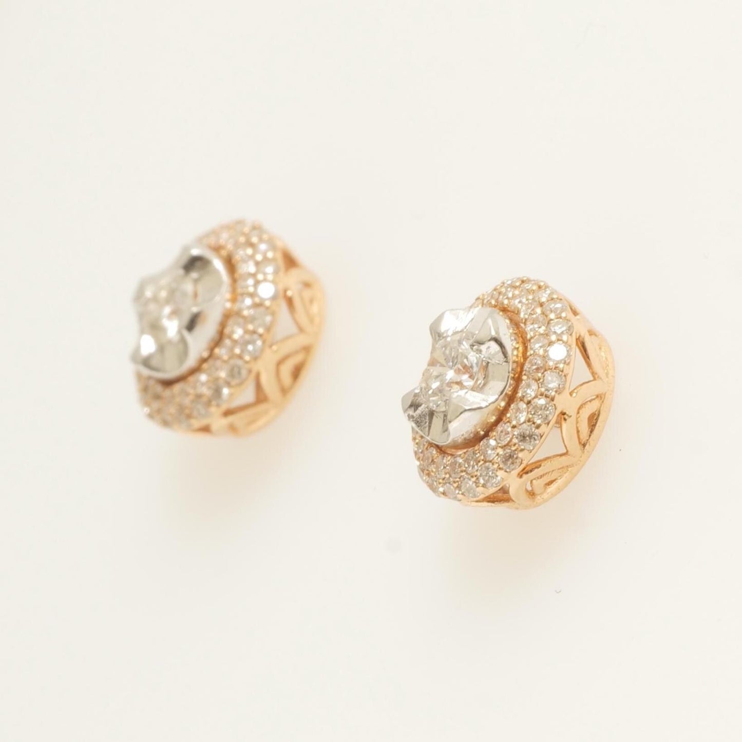 Solitaire Halo Natural Diamond Stud Earring