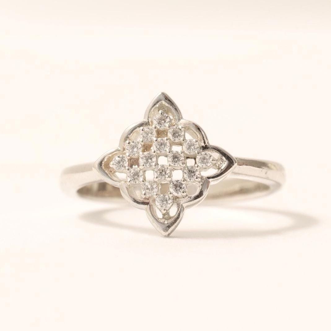 Diamond Snowflake Gold Ring