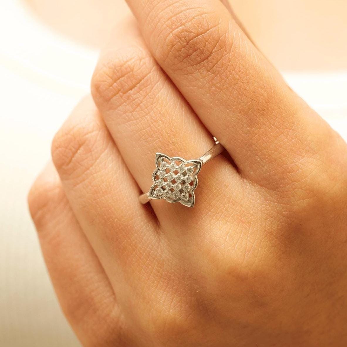 Diamond Snowflake Gold Ring