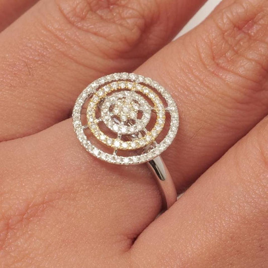 Round Cluster Diamond Ring