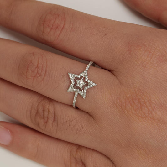 Star Diamond Ring