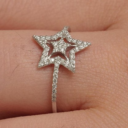 Star Diamond Ring