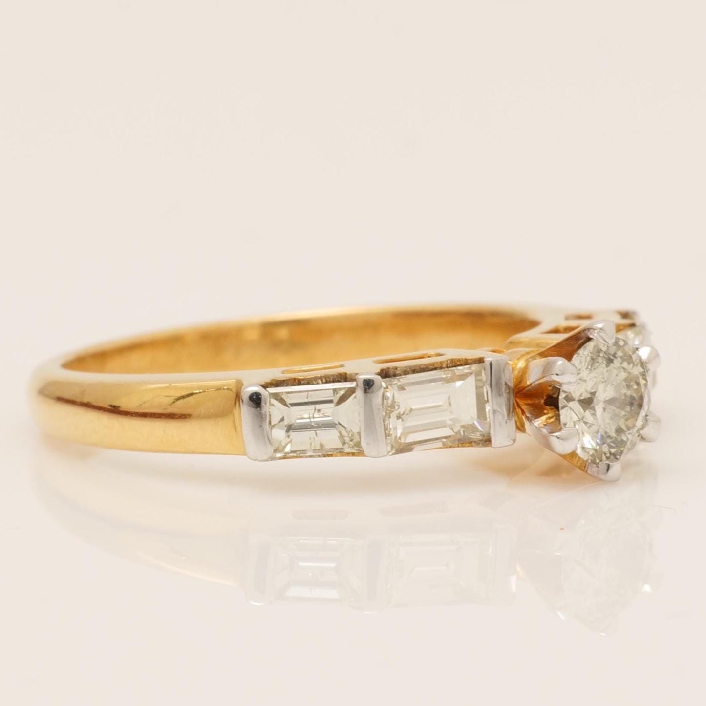 Engagement Natural Diamond Ring