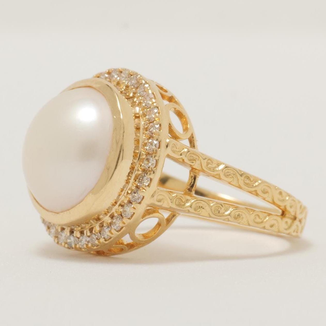 Pearl Halo Diamond Ring