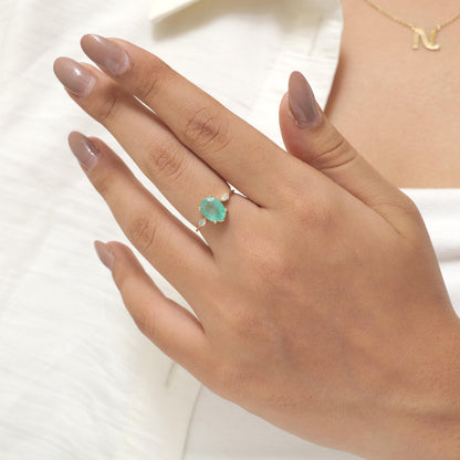 Oval Green Emerald Diamond Ring