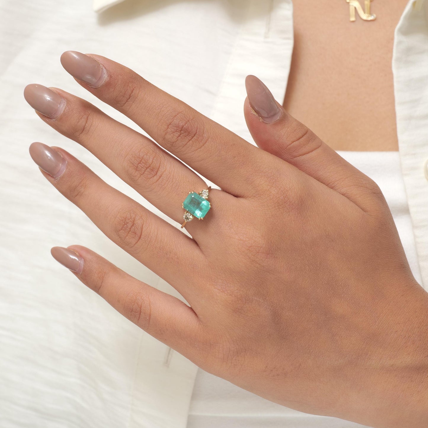 Natural Emerald & Diamond Ring