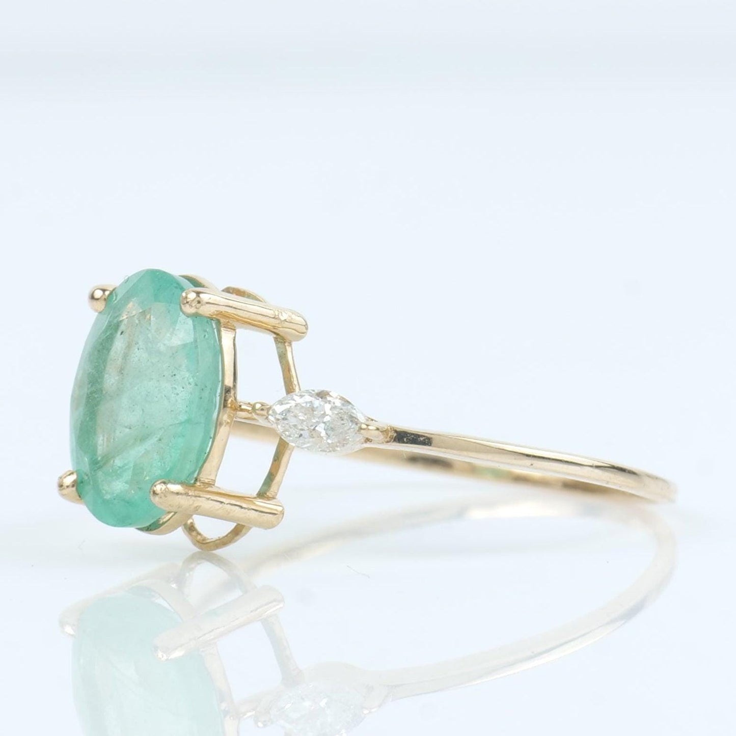 Oval Green Emerald Diamond Ring
