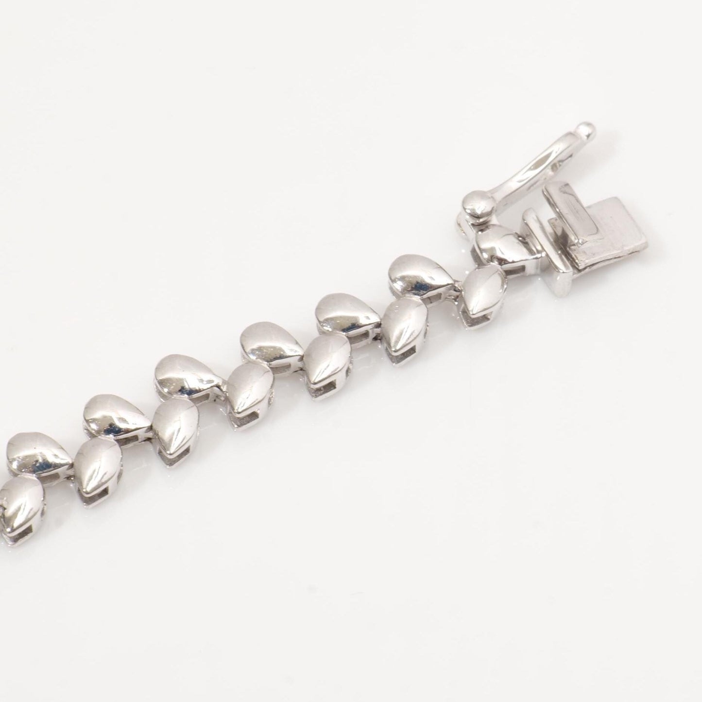 Pear Natural Diamond Tennis Bracelet