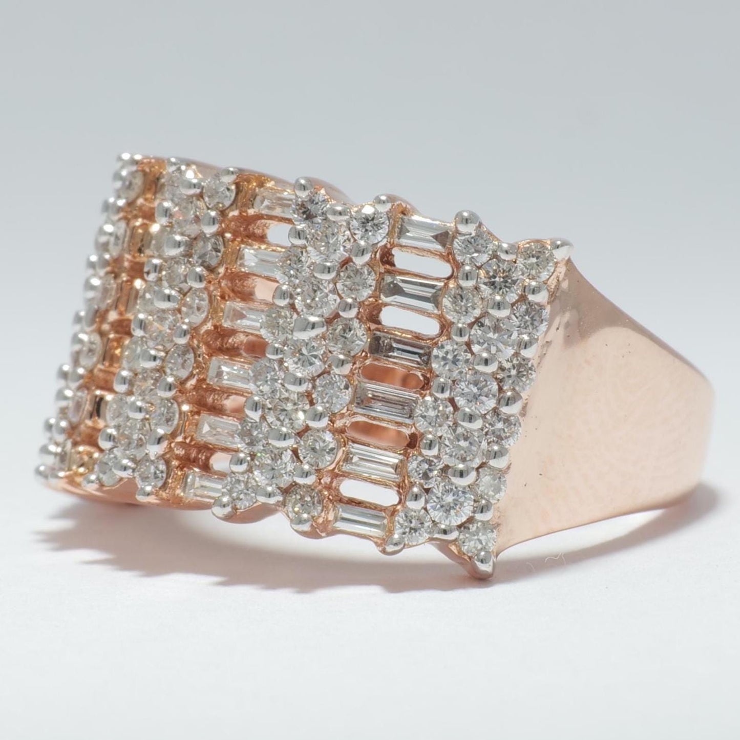Round and Baguette Natural Diamond Ring