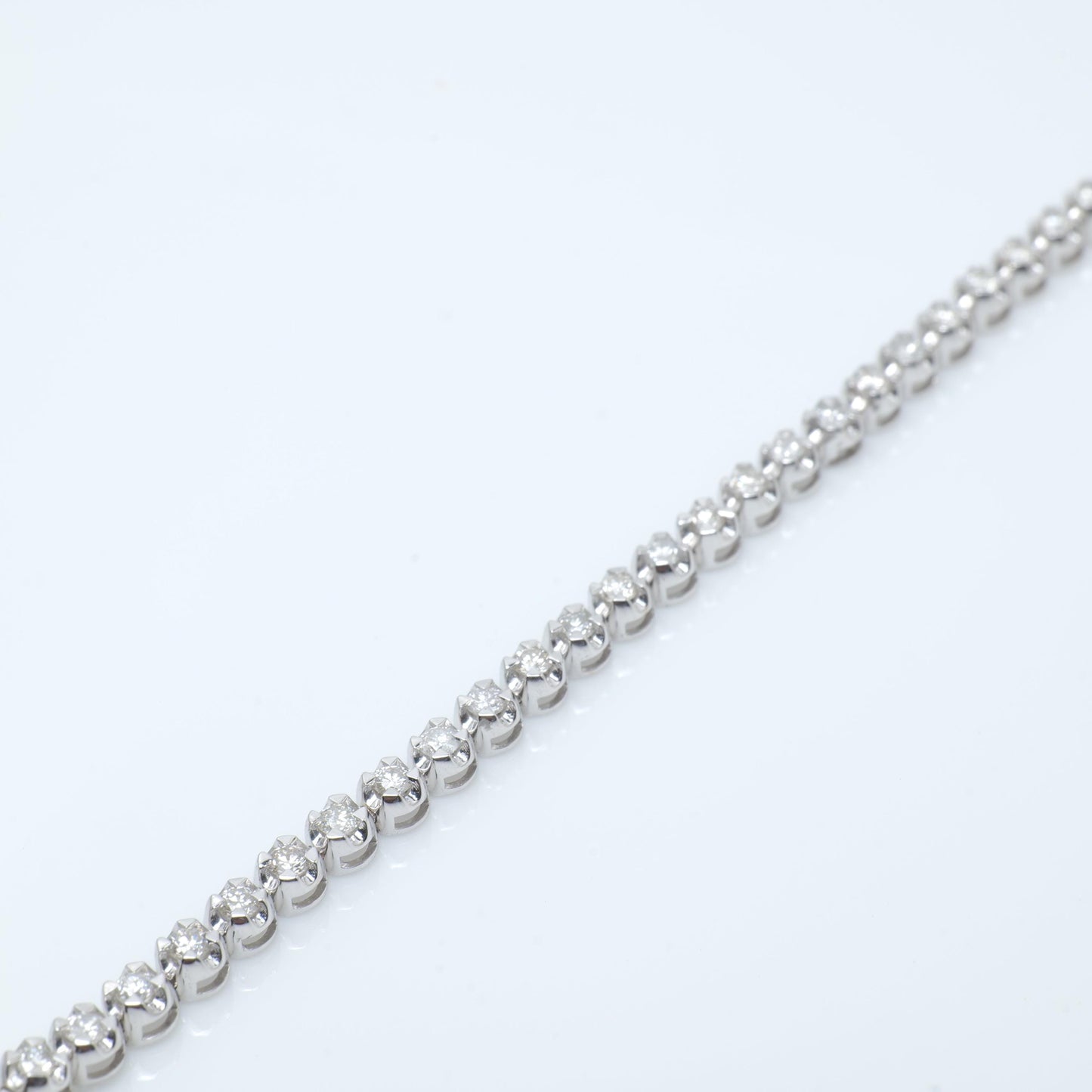 Linear Natural Diamond Tennis Bracelet