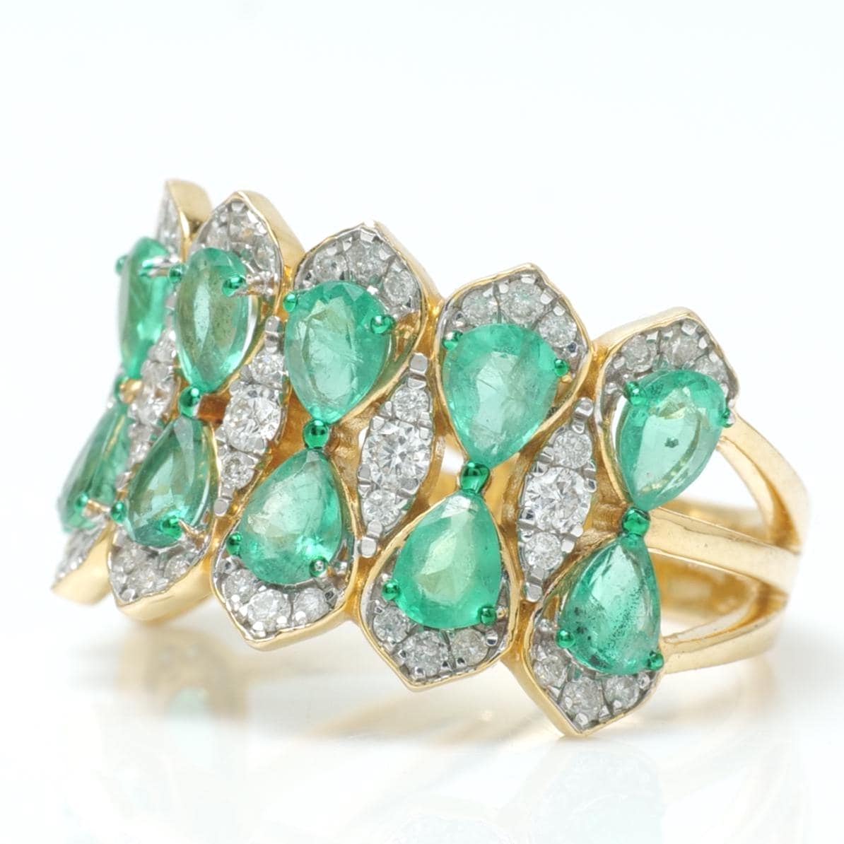 Natural Emerald Cluster Diamond Ring