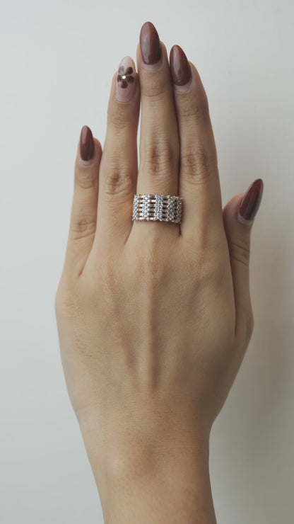 Round and Baguette Natural Diamond Ring