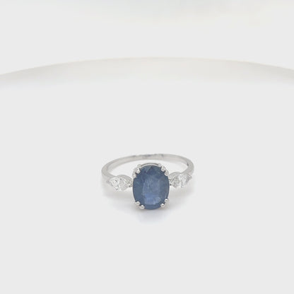 Oval Sapphire Diamond Ring